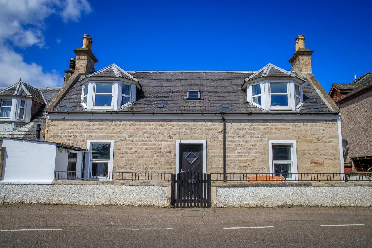 Cosy Cottage In Fishertown, Nairn - Free Parking & Pets Welcome Екстериор снимка