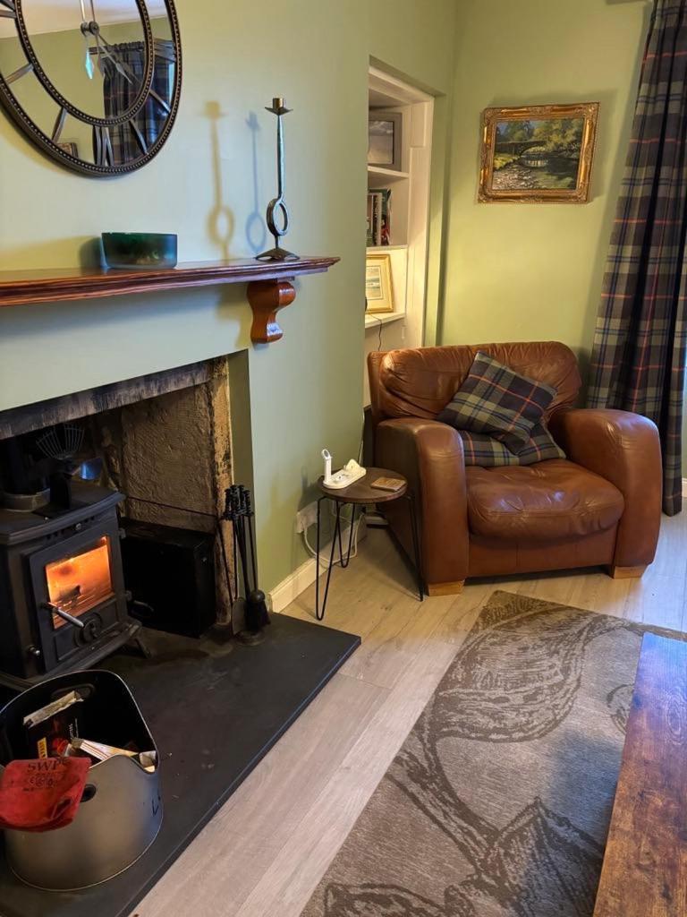 Cosy Cottage In Fishertown, Nairn - Free Parking & Pets Welcome Екстериор снимка